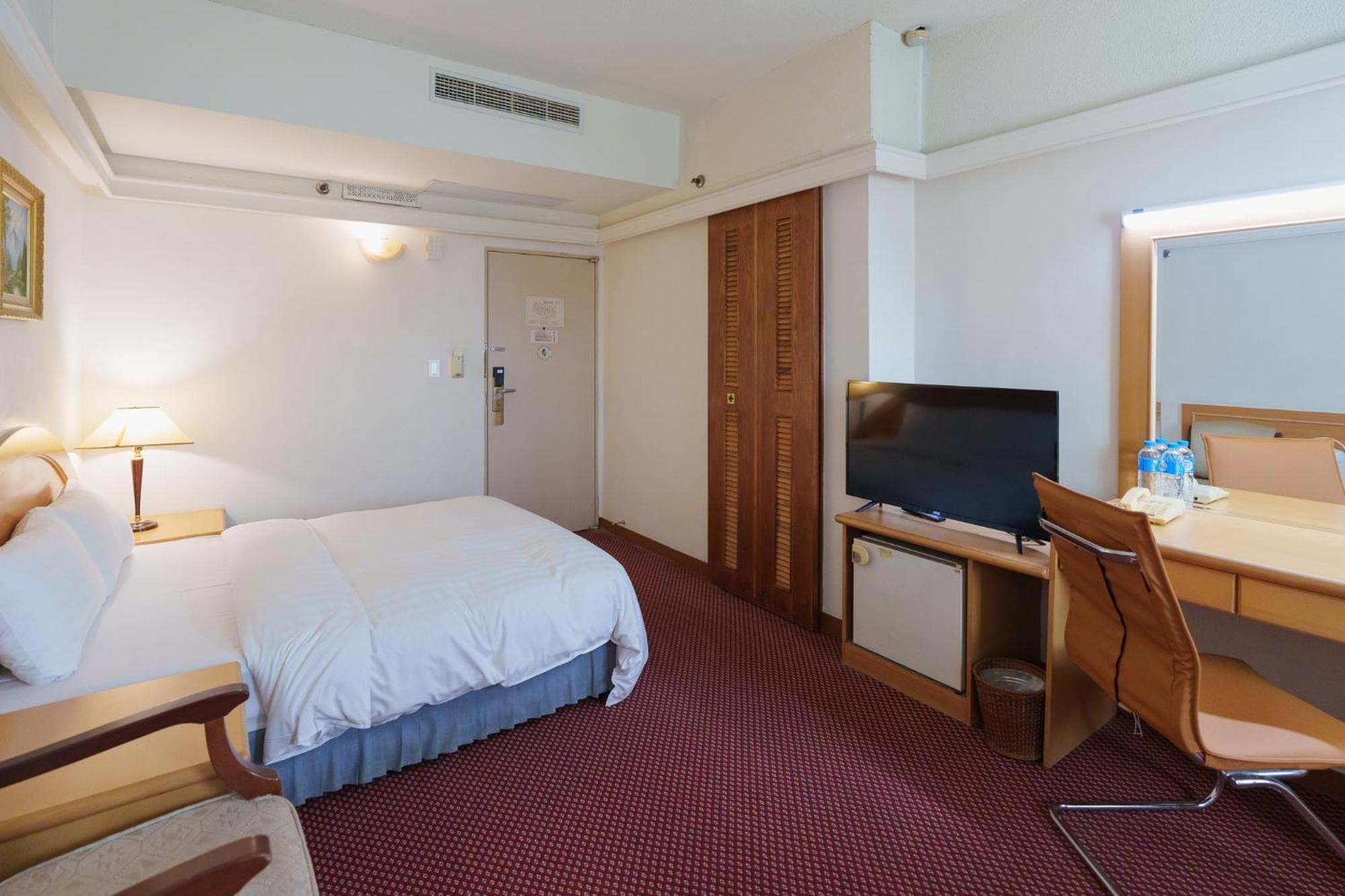Oriental Hotel Tainan Dış mekan fotoğraf