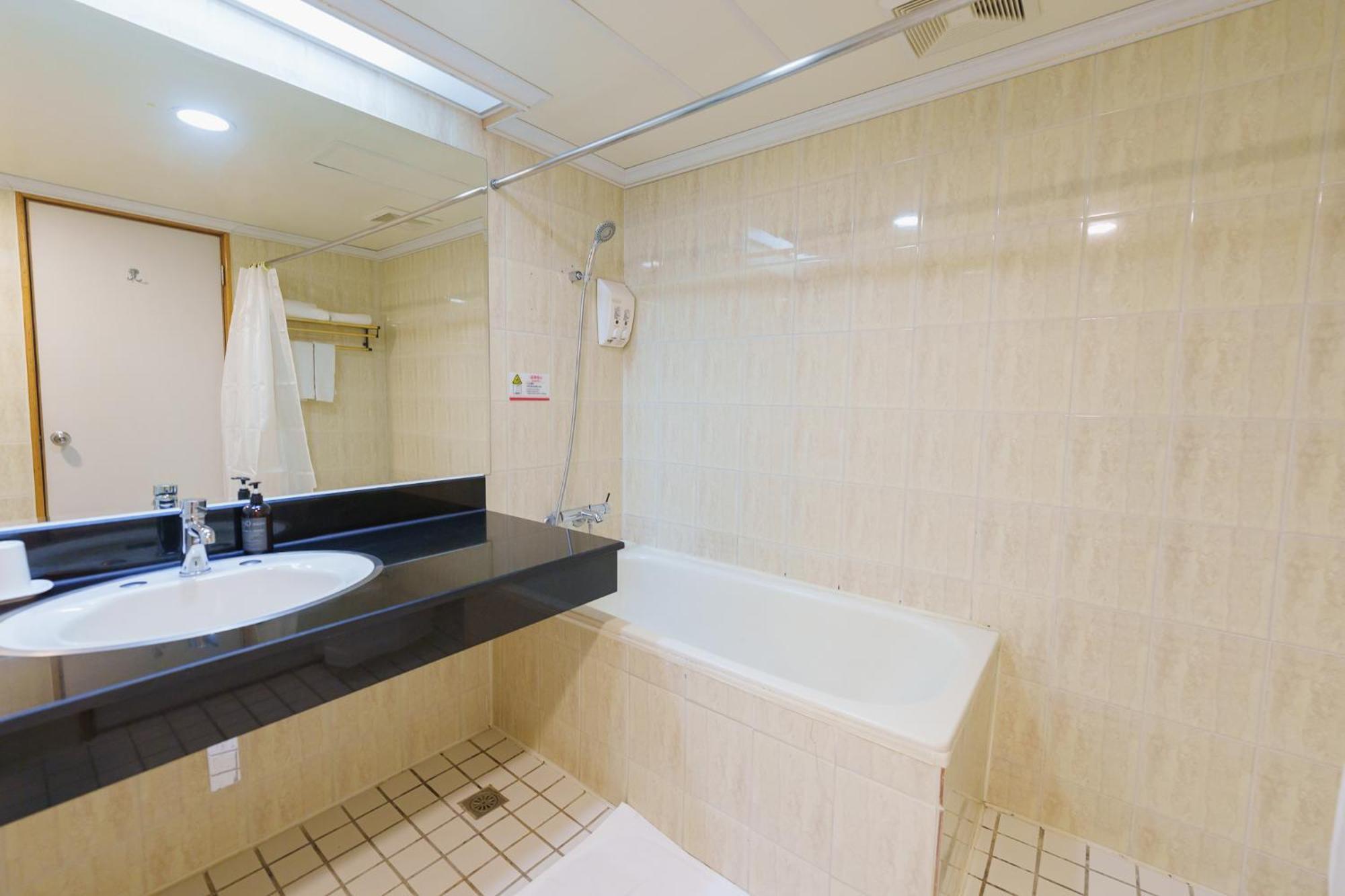 Oriental Hotel Tainan Dış mekan fotoğraf