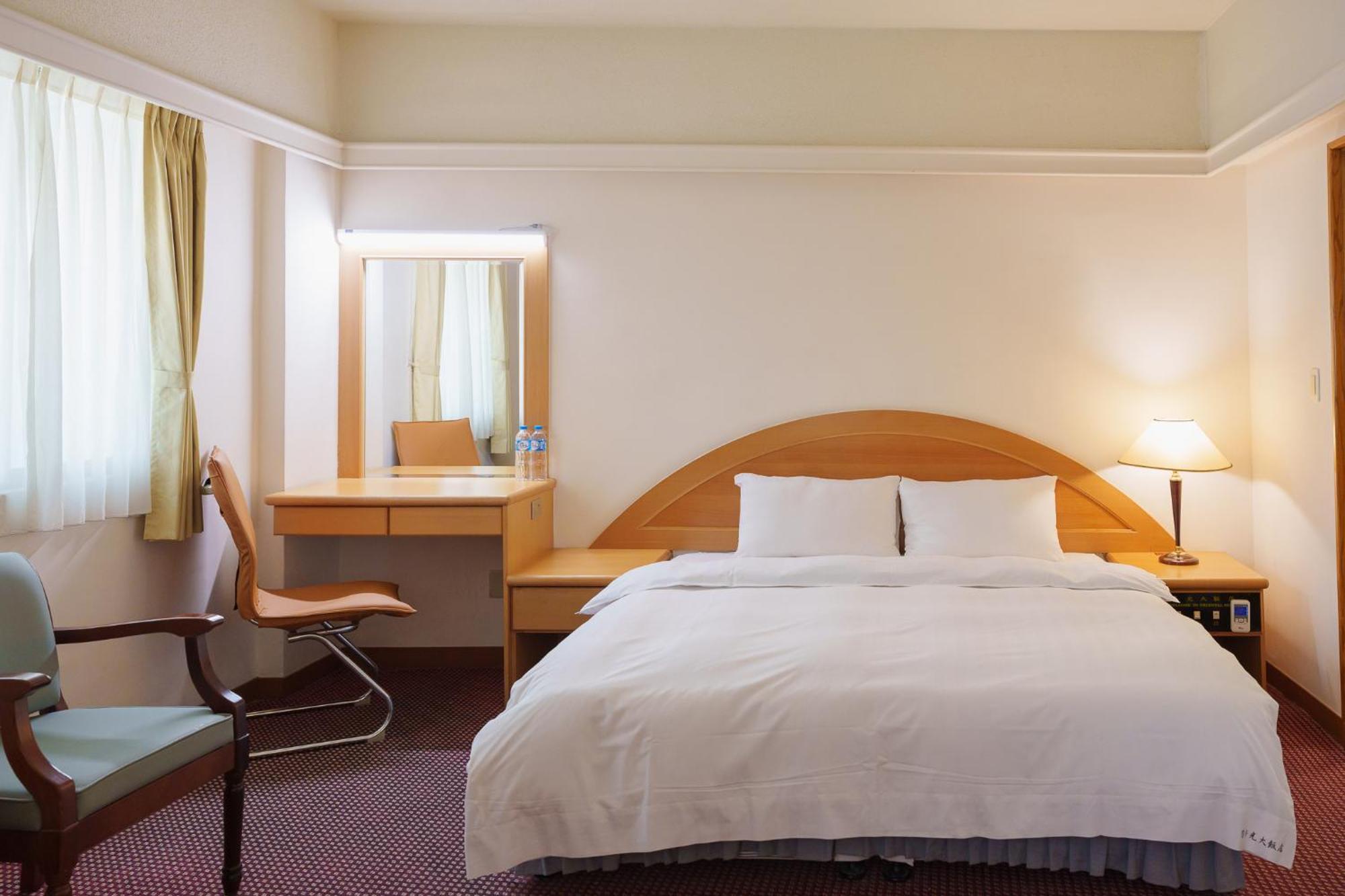 Oriental Hotel Tainan Dış mekan fotoğraf