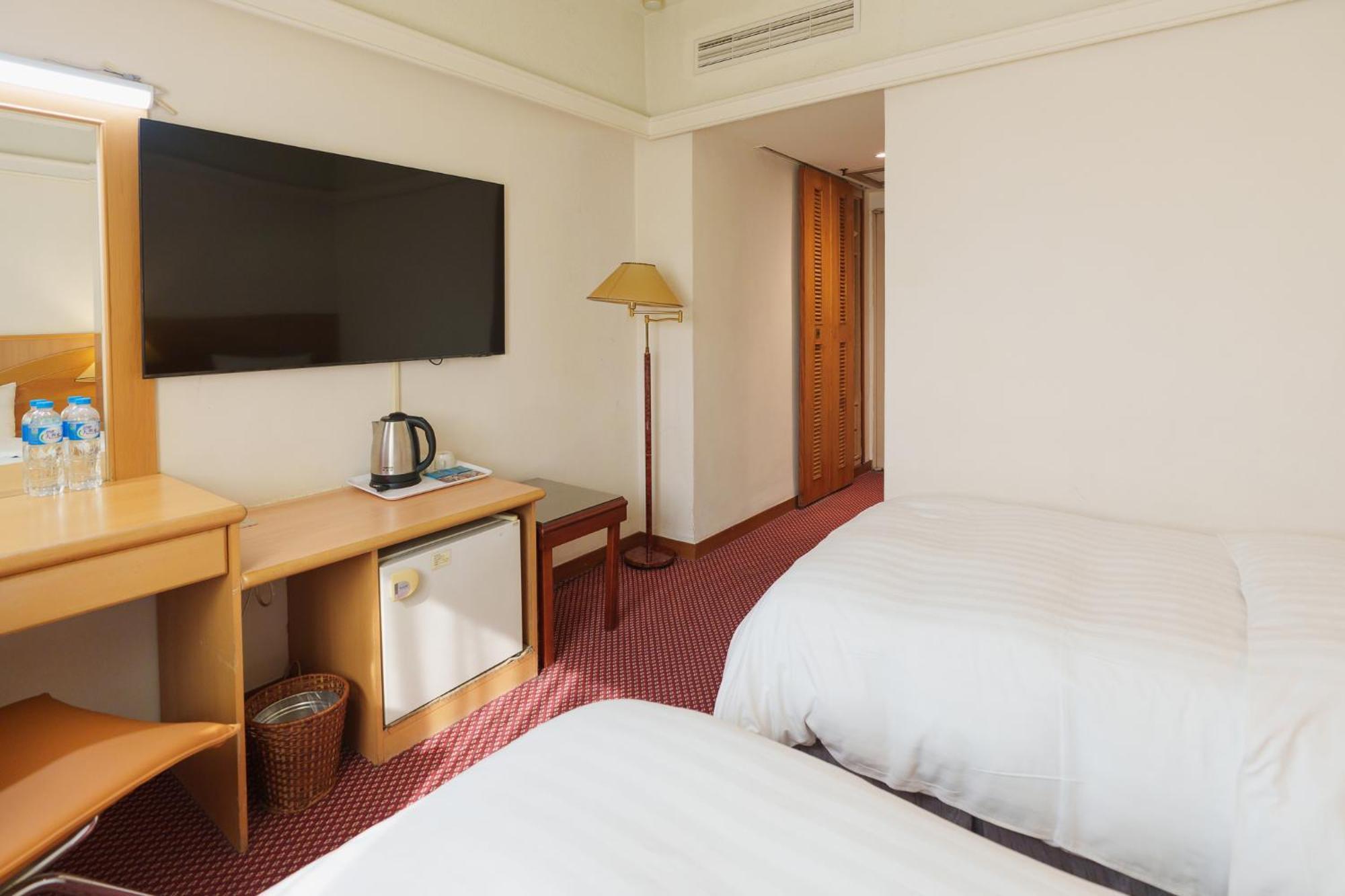 Oriental Hotel Tainan Dış mekan fotoğraf