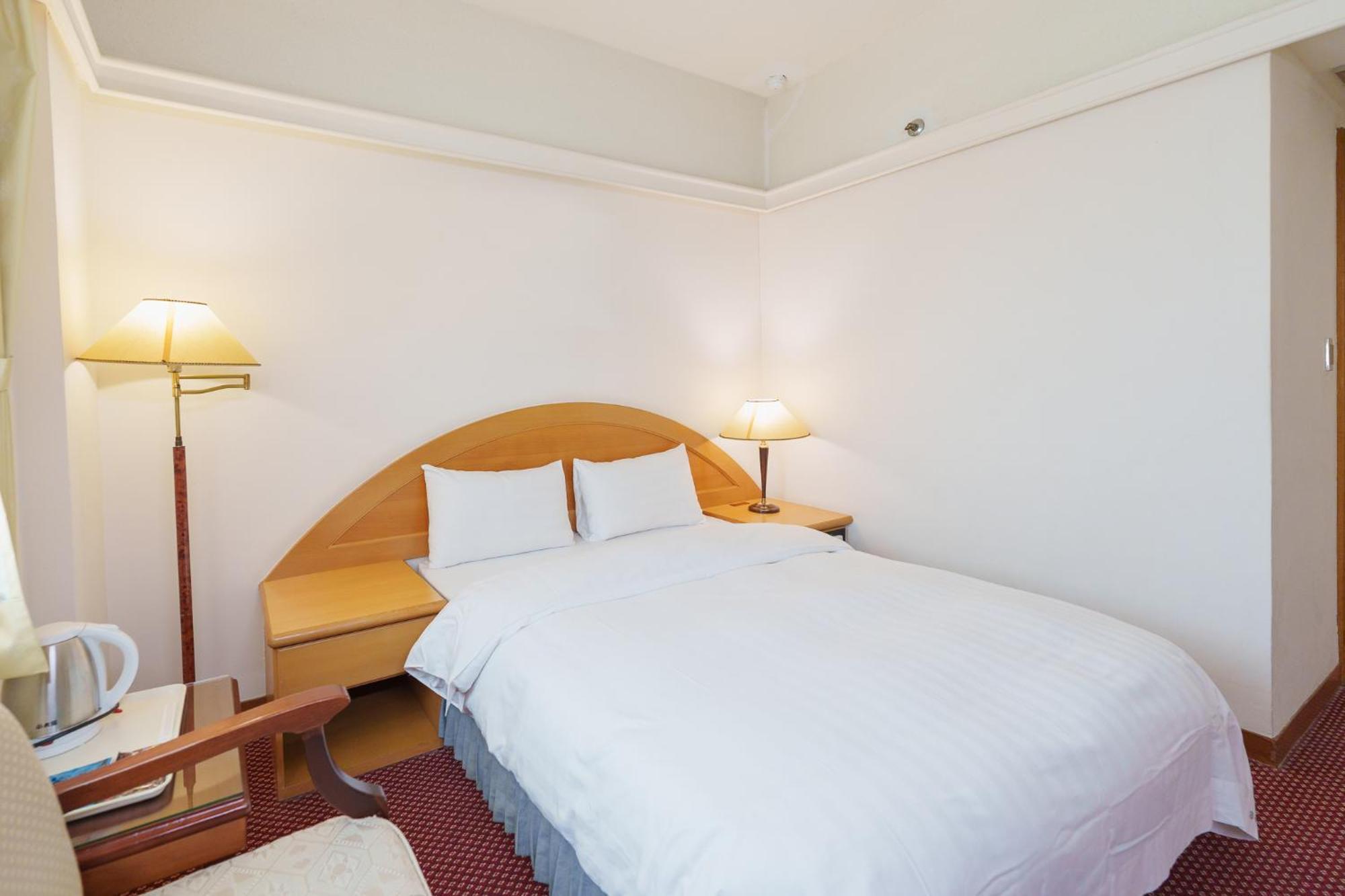 Oriental Hotel Tainan Dış mekan fotoğraf