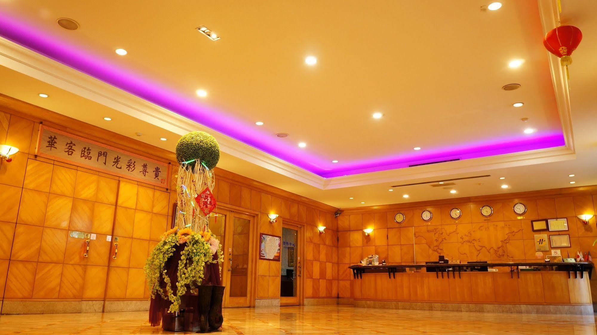 Oriental Hotel Tainan Dış mekan fotoğraf