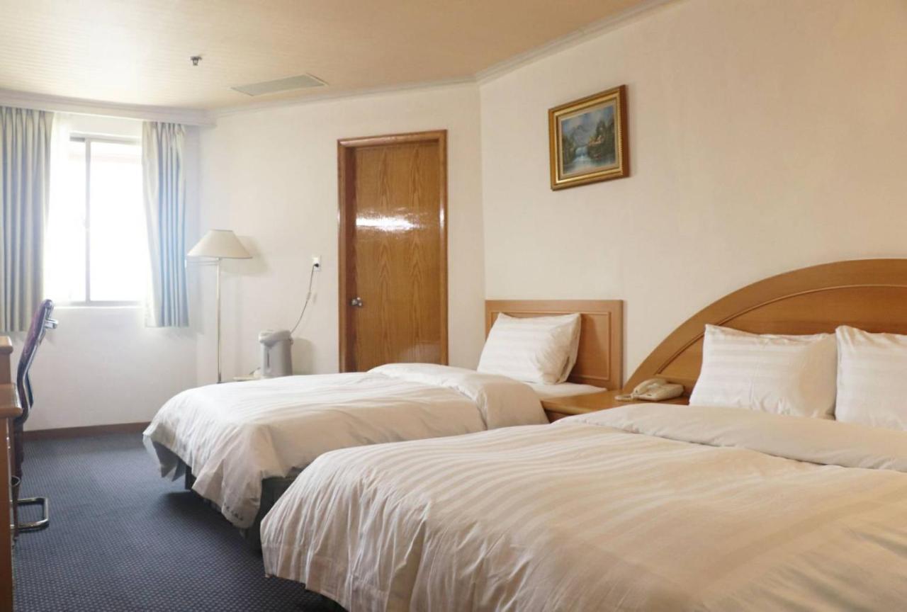 Oriental Hotel Tainan Dış mekan fotoğraf