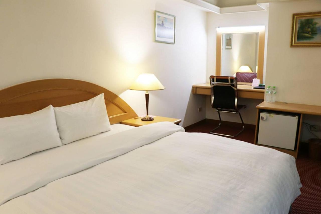 Oriental Hotel Tainan Dış mekan fotoğraf